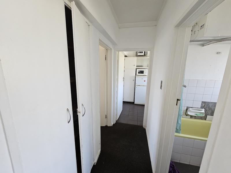 1 Bedroom Property for Sale in Rondebosch Western Cape